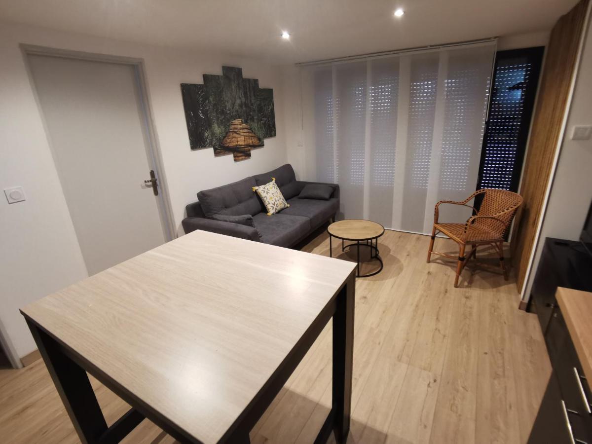 Sernhac Gite 2 Chambres Avec Piscine מראה חיצוני תמונה